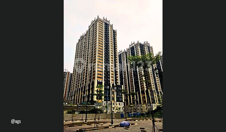 Tower Riverlake Meikarta Apartemen Lippo Cikarang Ramai dan Penuh