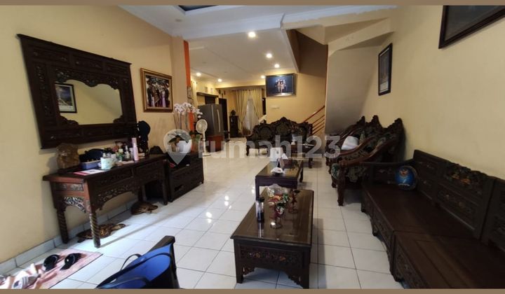 Spacious, Comfortable, and Safe Garden-Facing House in Meadow Green Cluster [Lippo-Cikarang] 2