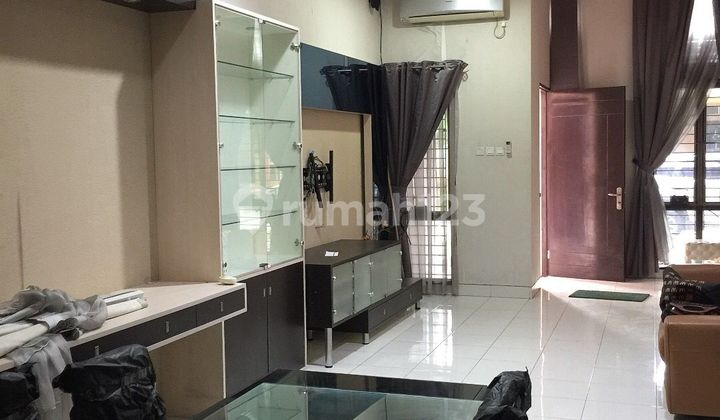 Ivory Garden Rumah Taman Dikelilingi Pohon Rindang di Lippo Cikarang Ivory Garden Rumah Taman Dikelilingi Pohon Rindang di Lippo Cikarang