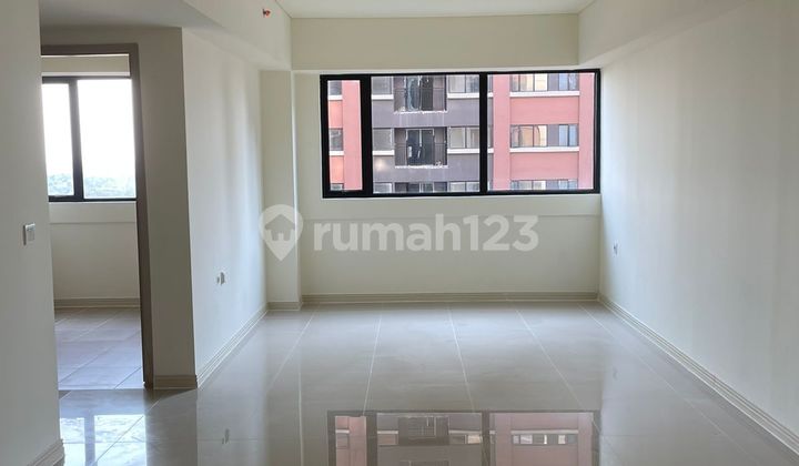 Silverlake Tower Meikarta Unit with 4 Spacious Bedrooms