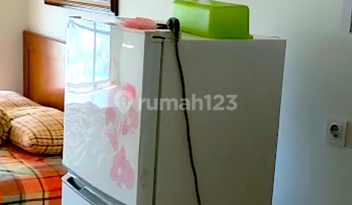 Westwood Tower Orange County Apartment Floor 5 Near Swimming Pool