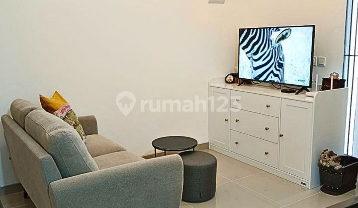 Rumah Nyaman dan Aman Serasa Resort di Samanea Hill Parung Panjang