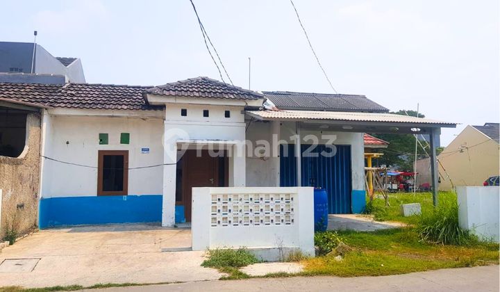 Gramapuri Persada Rumah Sudut/ Hook Dekat Danau Suana Nyaman Tenang