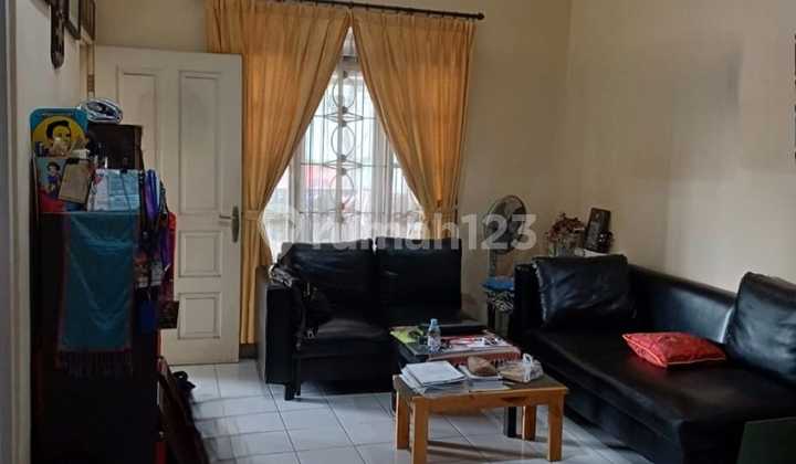 Rumah Dijual Cepat - Regency Melati Mas - Bsd Tangrrang - Lt 102 M2 - Lokasi Strategis