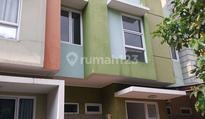 Rumah Disewakan - Cluster Arcadia Village - Gading Serpong