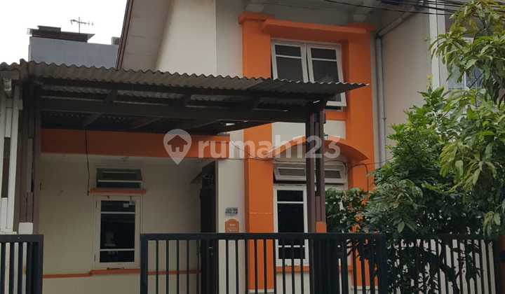 Rumah Dijual Cepat - Sektor 8 B - Gading Serpong - Lt.90 M2 ( 6x15 ) - Rapi + Siap Huni
