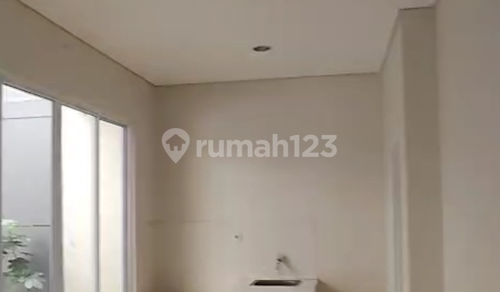 House for Rent - BSD Tangerang - 2 Floors - Unfurnished