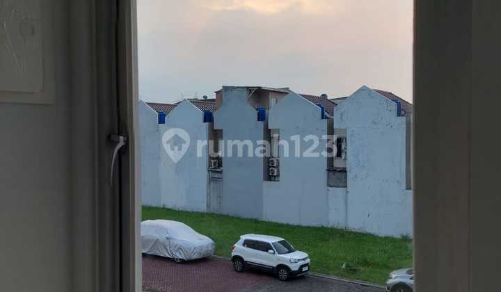 Rumah Disewakan - Cluster Amarillo - Gading Serpong - Full Furnished - Ac + Water Heater + Kitchen Set + Gordyn - Rapi + Siap Huni 2