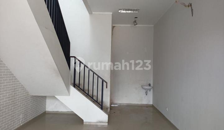 Ruko Siap Huni Di Fresh Market Emerald Bintaro, Lokasi Cuan!  2