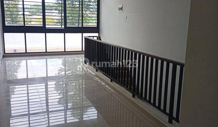 Ruko Siap Huni Di Fresh Market Emerald Bintaro, Lokasi Cuan!  6