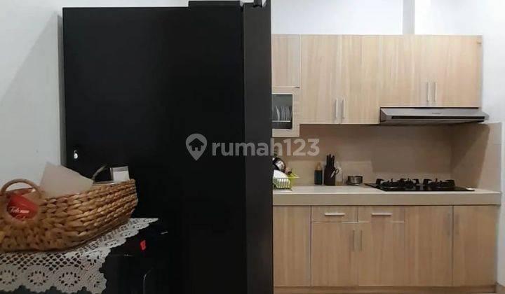 Rumah di Bintaro Sektor 9 Dengan 4 Kamar Tidur 2