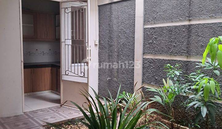 Rumah Minimalis di Emerald Bintaro Jaya Dekat Sekolah Global Jaya Siap Huni 2