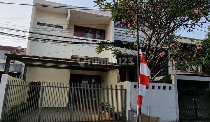 Rumah Murah di Pondok Indah, Siap Huni Dekat Mall PI 1