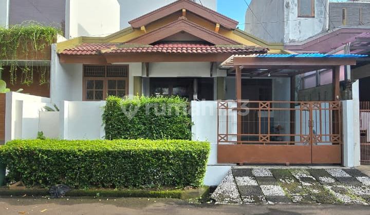 Affordable House in Bintaro Jaya Sector 9, Very Close to McDonald's