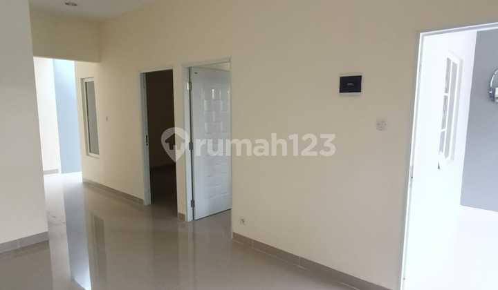 Affordable Ready-to-Live House in Nusaloka BSD Near Rawa Buntu Station 2