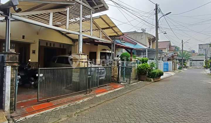 Rumah Hitung Tanah di Bintaro Sektor 4 Dekat Bintaro Plaza 2