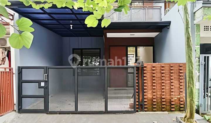 Rumah Mungil Bergaya Industrial di Kencana Loka BSD Dekat Pasmod