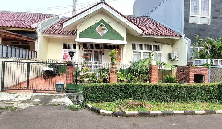 Rumah di Dalam Cluster Premium Area Strategia di Bintaro