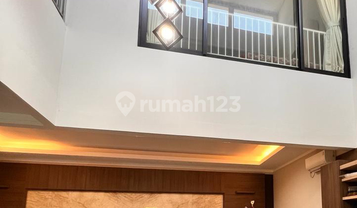 Dijual Rumah Cantik Dalam Cluster Premium Bintaro Semi Furnished 2