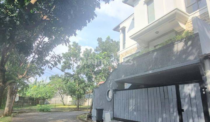 For Sale, Rumah 2Lt, Hook, Dalam Cluster, Semi Furnished 1