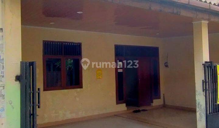 Dijual Rumah 2Lt.  Semi Furnished Lokasi Tengah Kota Jakarta 1