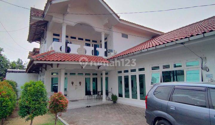 Rumah Siap Huni 2 Lt Halaman Asri Lokasi Strategis Jakarta Timur 2