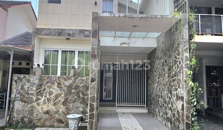 Beautiful Tiny House Under 2m Ready to Live In Premium Cluster Bintaro