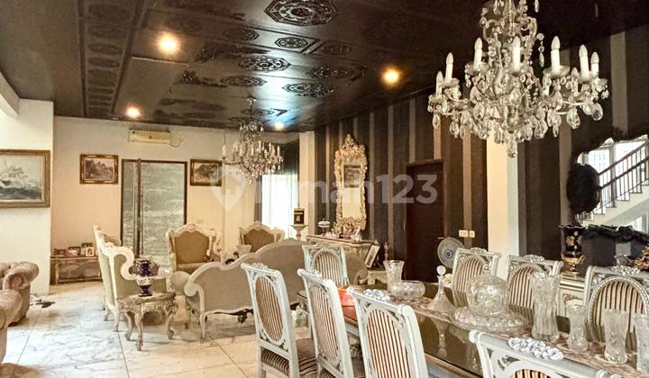 3 Luxury Houses On 1 Land Plot In A Strategic Area In Cilandak