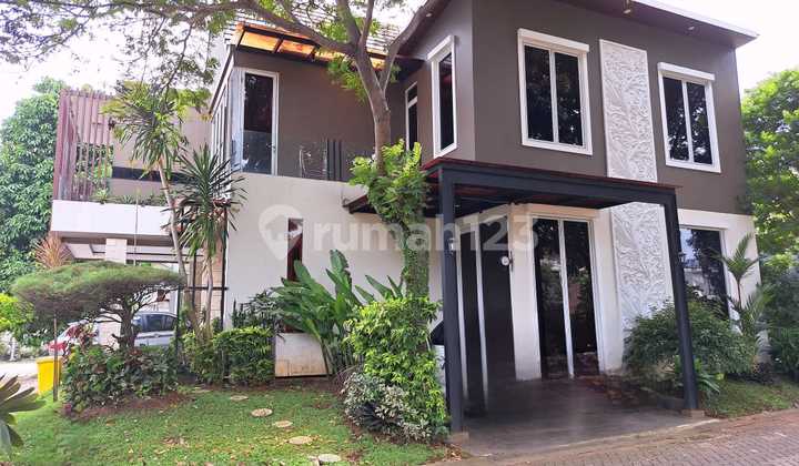 Affordable Nice Hook House Ready to Occupy in a Serene Cluster in Bintaro Jaya 2