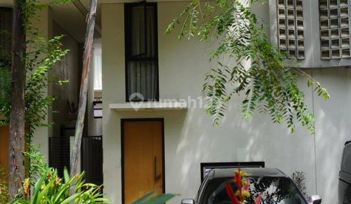 Dijual Rumah Siap Huni 2,5 Free AC Lt Lokasi Strategis di Bintaro 1