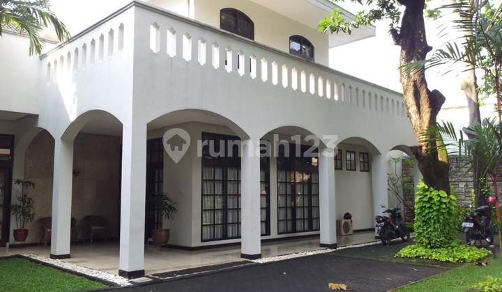 For Sale Ready-to-Live House Spacious Yard Strategic Location in Kemang 2