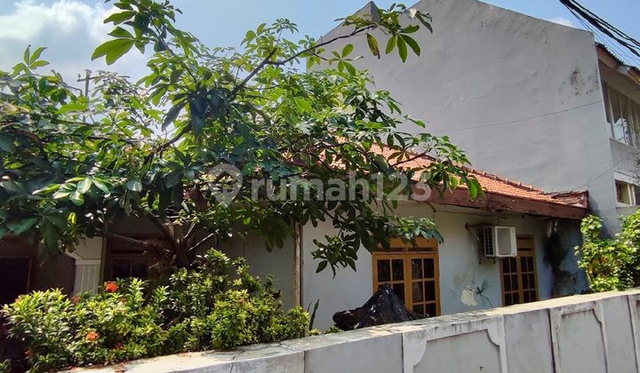 Rumah Hitung Tanah Cocok Untuk Kost Lokasi Strategis di Fatmawati 2