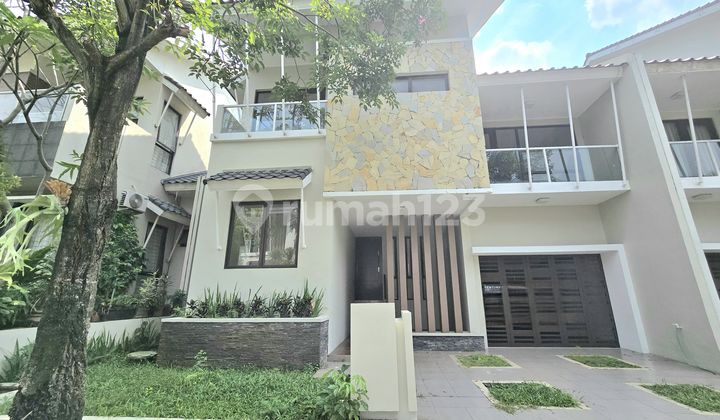 Rumah 2,5 Lantai Siap Huni Dalam Cluster di Sektor 7 Bintaro 