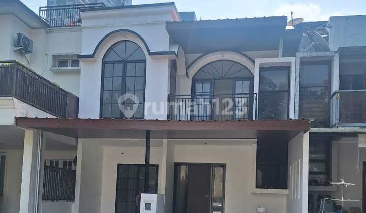 Rumah Sudah Renovasi Siap Huni di Sektor 9 Bintaro