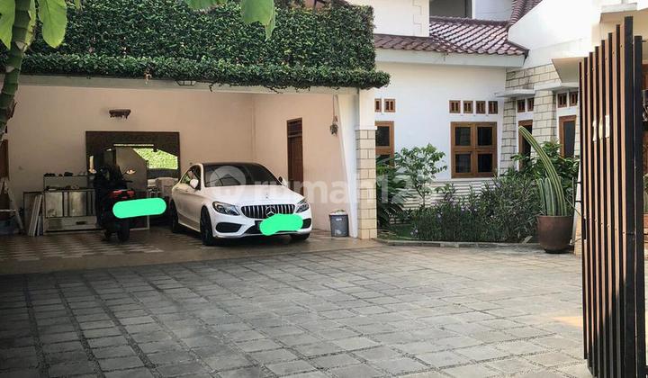 Rumah dengan Nuansa Resort Bali di Kebagusan Jagakarsa Rumah dengan Nuansa Resort Bali di Kebagusan Jagakarsa