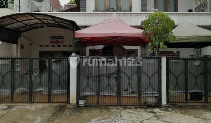 Rumah Pinggir Jalan Cocok untuk Usaha di Sektor 1 Bintaro 2