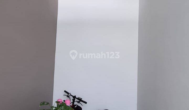 Dijual Rumah Minimalis Modern Cluster Dayana Summarecon Bandung 2