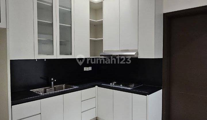 Rumah Murah di Cluster Btari Furnished 2 Lantai Bagus Seperti Baru  2