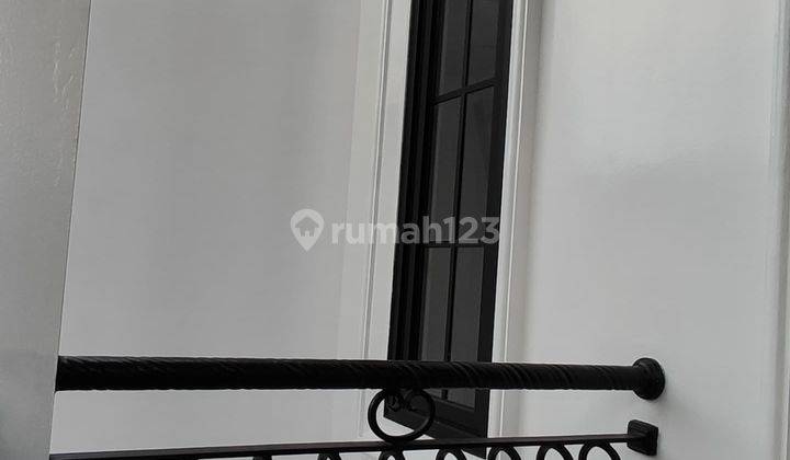 Dijual Rumah Baru Semi Furnished Ada Rooftop di Turangga Bandung  2