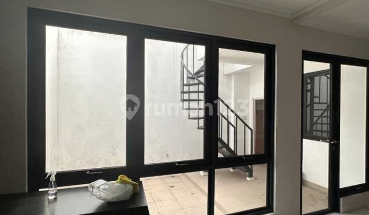 FOR SALE MINIMALIST HOUSE SEMI FURNISHED DAYANA CLUSTER