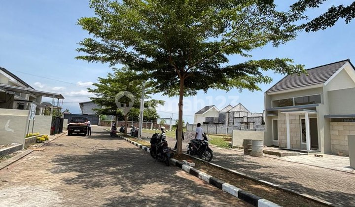 Rumah Murah Pakis Dekat Kampus Binus