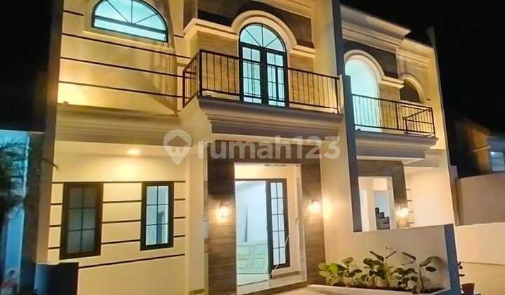 Ready-to-Occupy New House in Batu City with a Great View 2