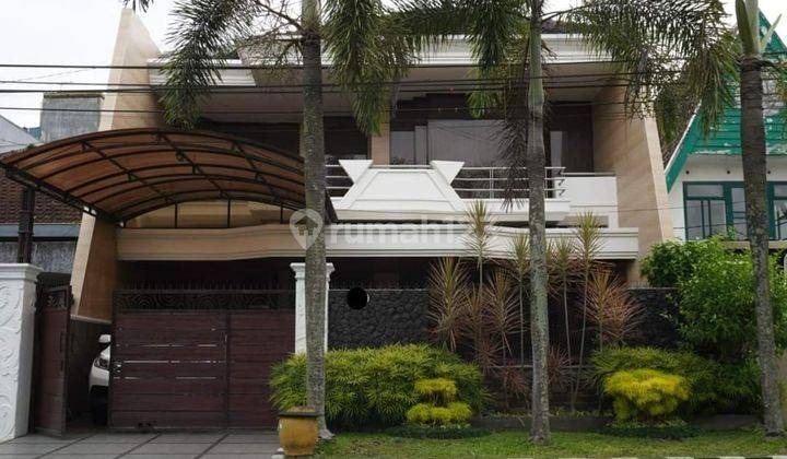 RUMAH MEWAH MODERN KLOJEN KOTA MALANG SIAP HUNI SHM 1