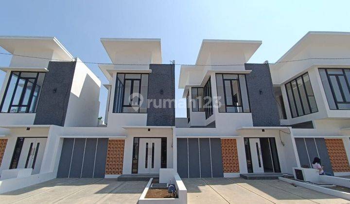 VILLA SIAP HUNI MEWAH VIEW KEREN SHM KOTA MALANG  1