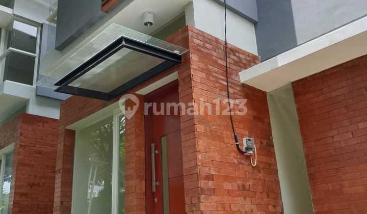 Ready-to-Occupy 2-Storey Luxury House in Tidar 2
