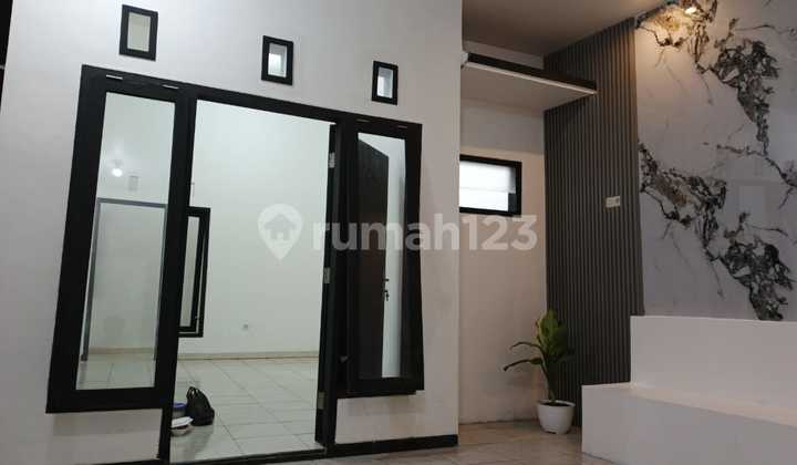 Rumah Siap Huni Saxofone Dekat Suhat  2