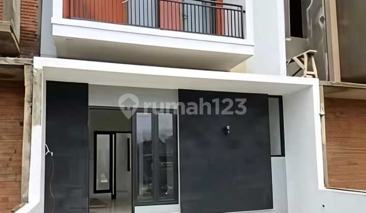 Rumah Mewah Murah Dekat Bandara dan Kampus Binus