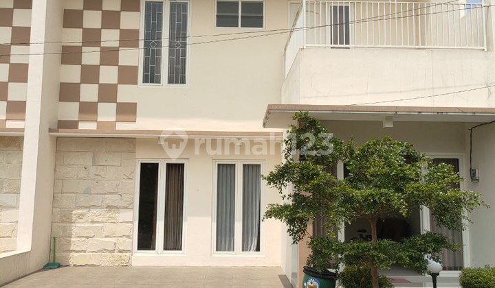 Villa Mewah Kota Batu Dekat Bns Termurah Villa Mewah Kota Batu Dekat Bns Termurah