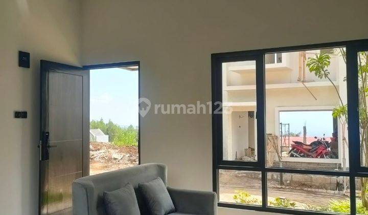 Rumah Kota Batu Free Kolam Renang Dan Rooftop  2