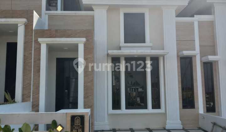 Villa + Swimming Pool Dau Malang Ready to Occupy Villa + Swimming Pool Dau Malang Ready to Occupy